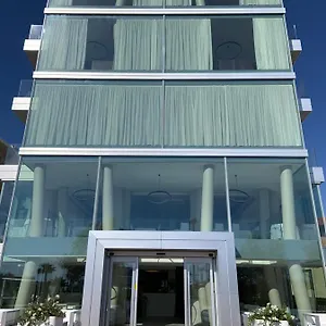 hotel-commodore.emilia-romagnahotels.net/